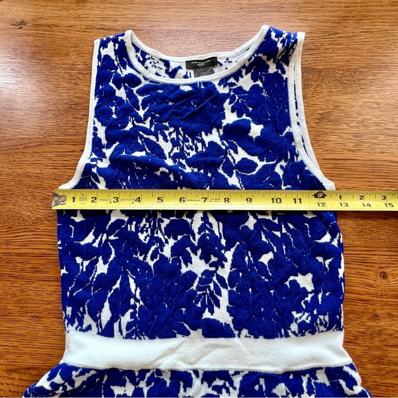 ⭐️ Ann Taylor Blue & White Textured Knit Swing Dress XSP Extra Small Petite - Picture 11 of 16